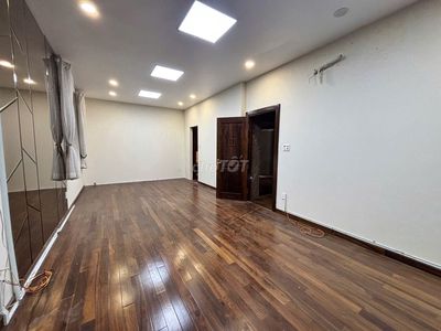10 x 15 meters - Trần Quốc Toản, District 3 - 310 - 2nd floor, 5x low