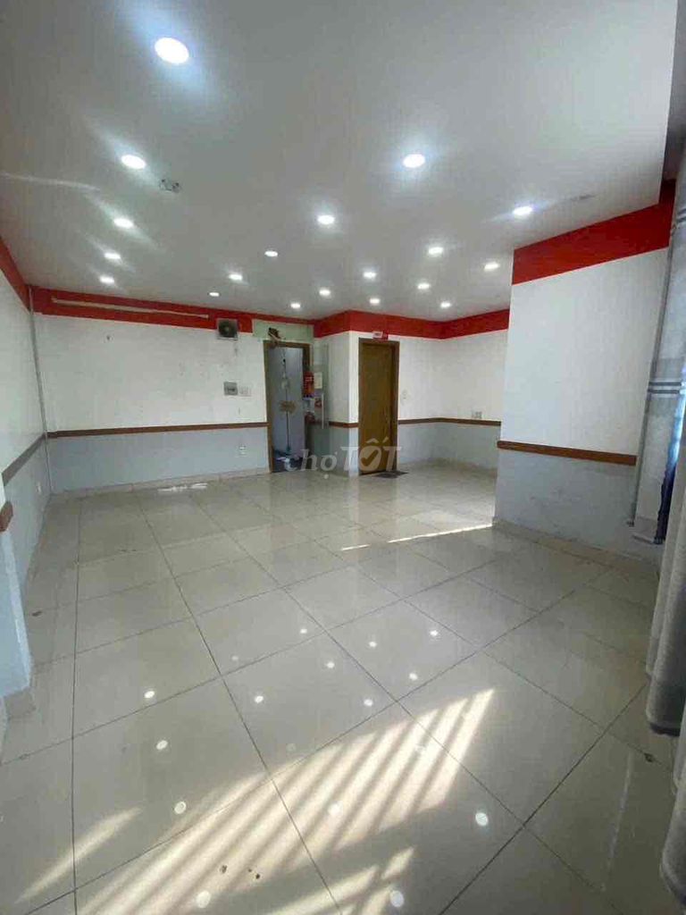 A front house in the Jiang-Kinh Dương Vương district of 6 areas: 7 m x 13 m TNN 3