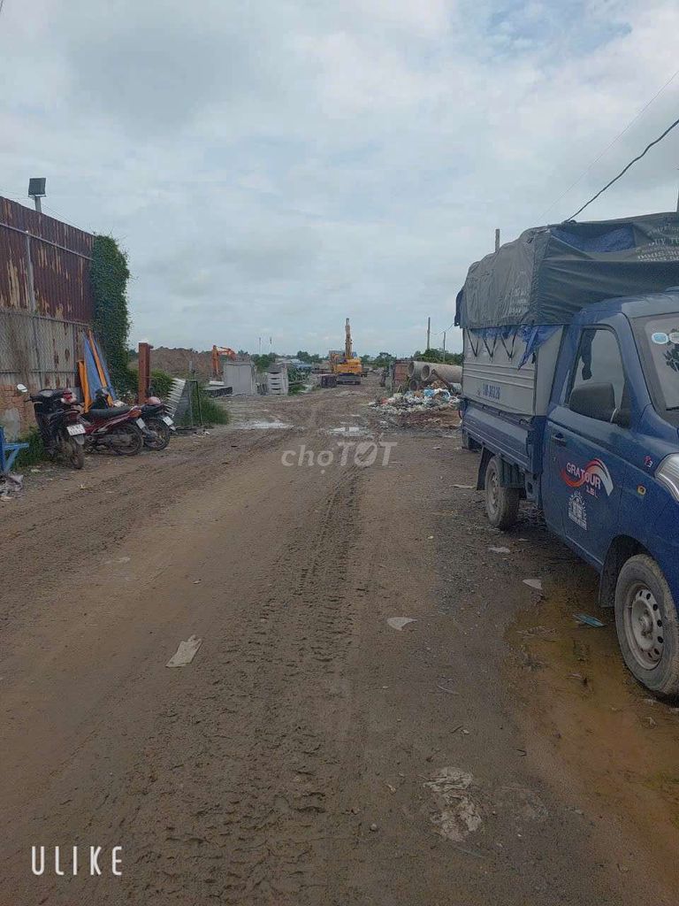 Rent an archive of 240 m of Đa Phước near Đa Phước in the Quốc lộ 50 Funky Market