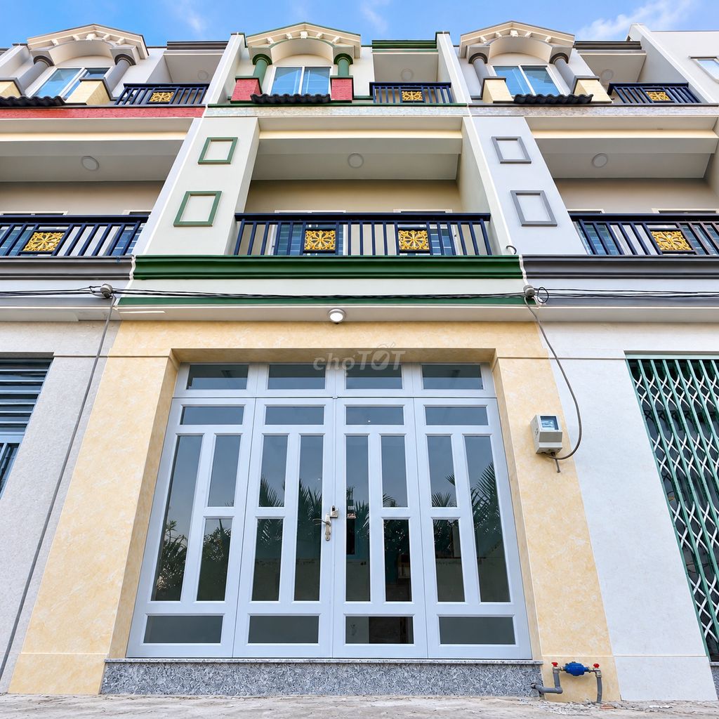 Rent an alley house - 3 stories - 740 million, full interior