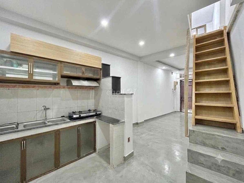 Renting the entire apartment 1 ground 1 st - 1 floor - 2 toilets in Tân Bình district