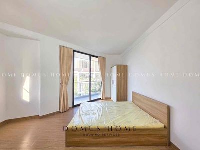 Rent the District Services Room 7 A bedroom near the toilet mart, crecent mall