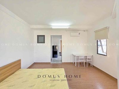 Rent the District Services Room 7 A bedroom near the toilet mart, crecent mall