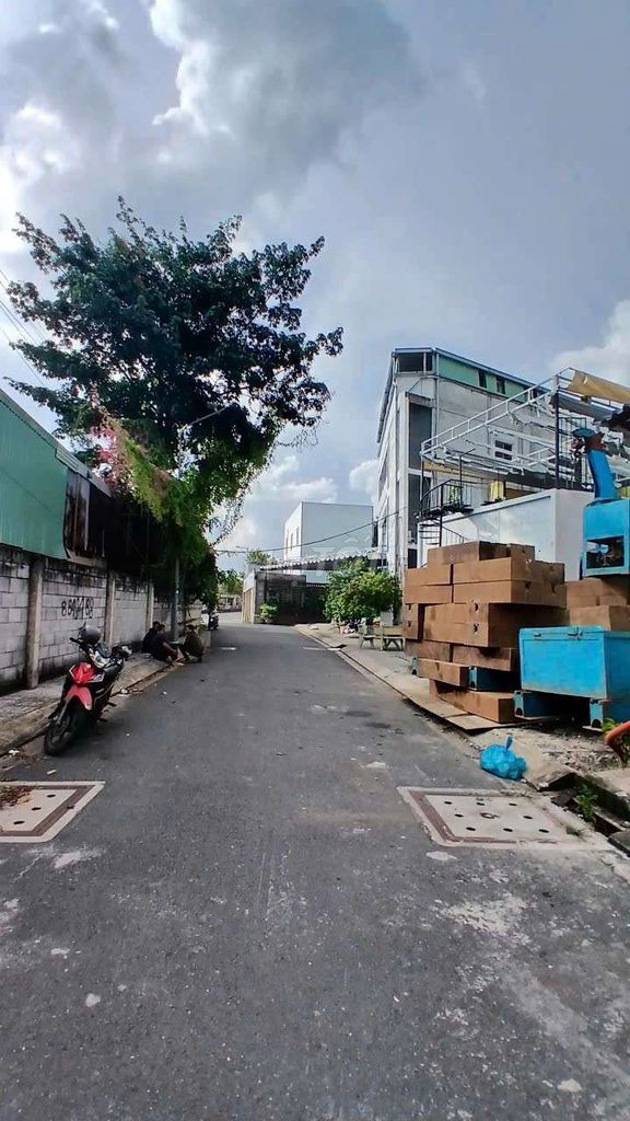 New four bedrooms 4 Linh Tây - near Phạm Văn Đồng - 15 million a month