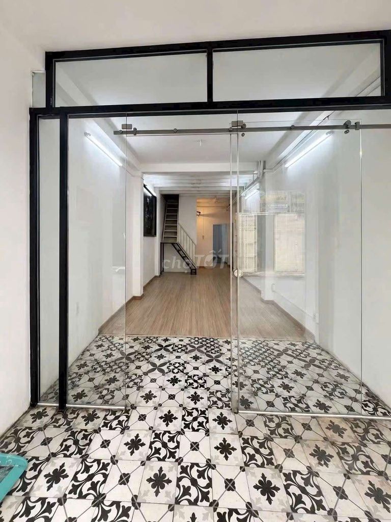 To rent Đặng Văn Ngữ 3 x14 meters at 14 million