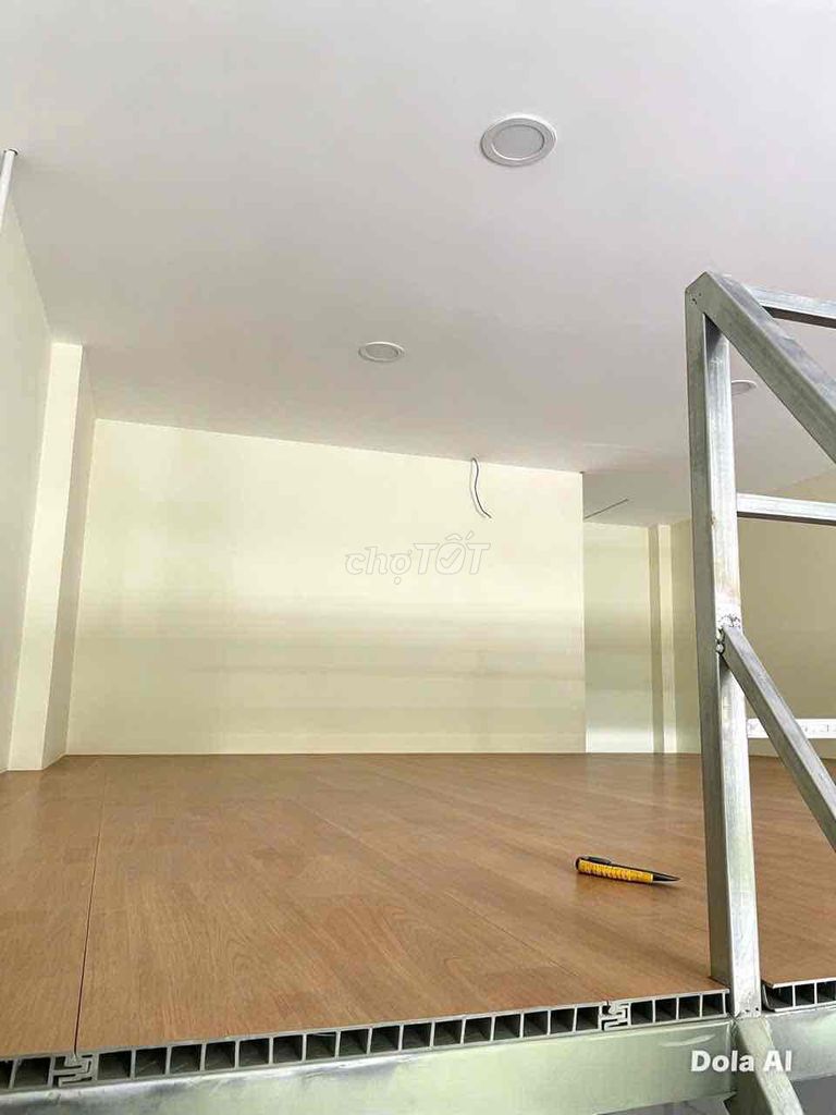 A refrigerator route16, area 3.5 x 12 meters, good position at 8 million