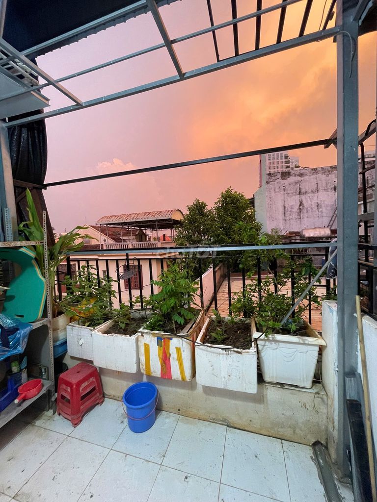 renting to a house near Grymall: 2 bedrooms - 2 toilets - 8.5 million