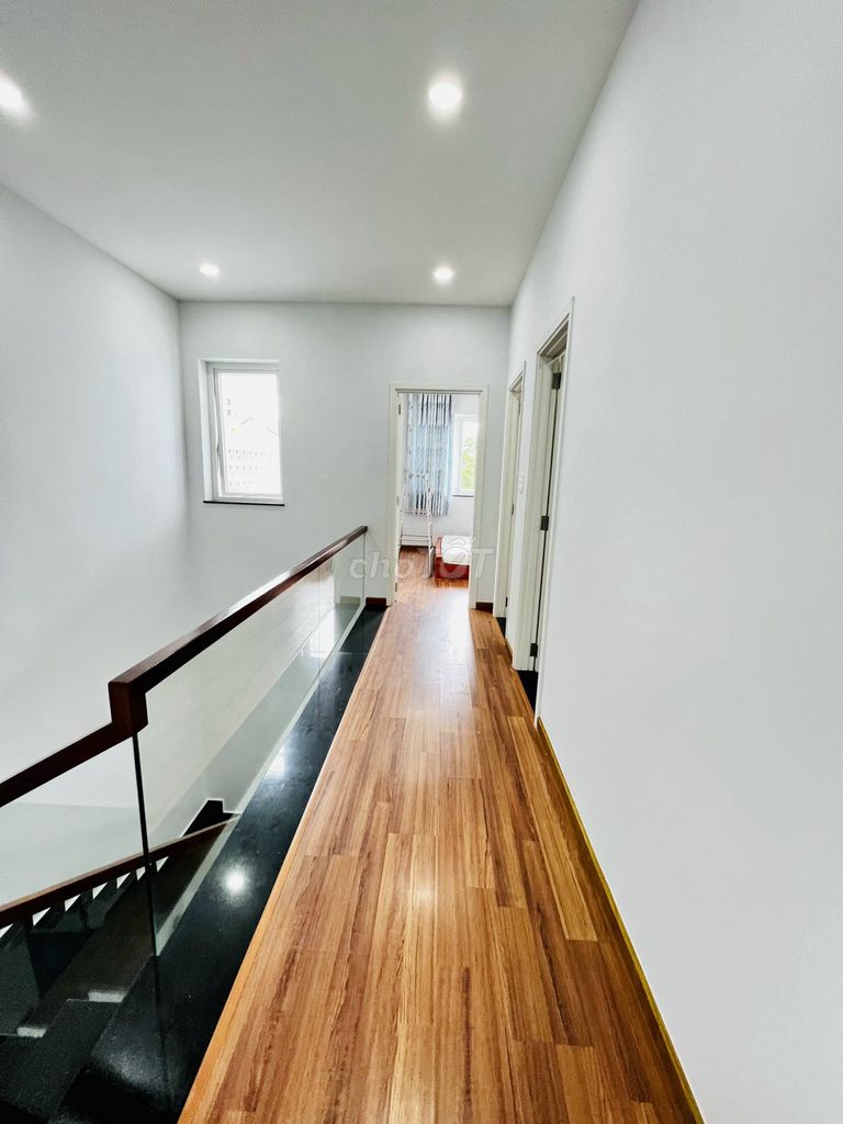 3 floors of comfortable room - Liên Phường district 9 4 bedroom - bv 24/7