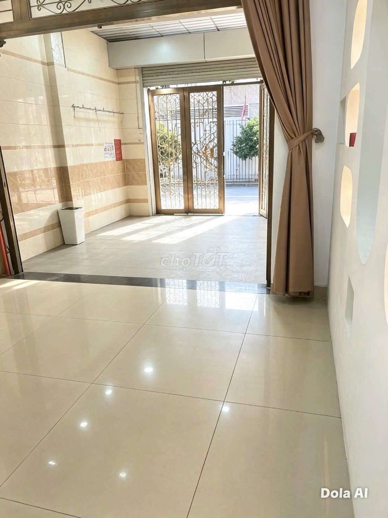 Linh Trung 220 floors - 4 bedrooms - an alley - near the bank university