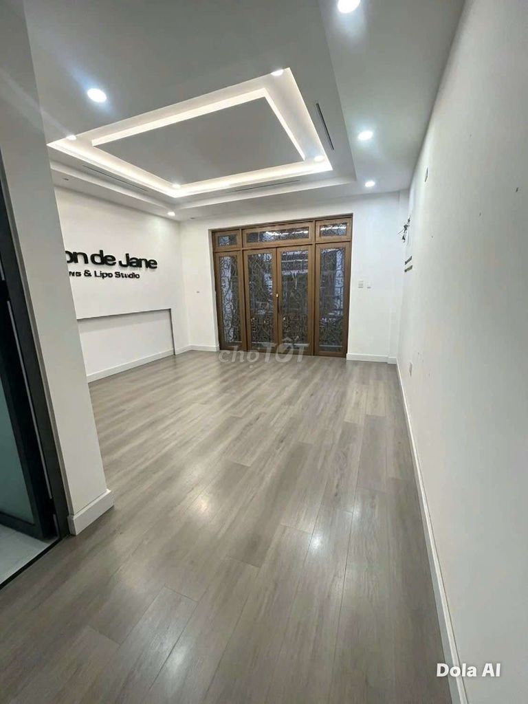 Linh Trung 220 floors - 4 bedrooms - an alley - near the bank university