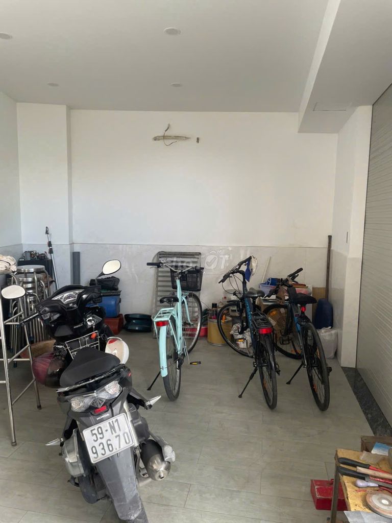 The rental house is either just in Kaka or vp. area of the cash is equal to 25, long 4.
