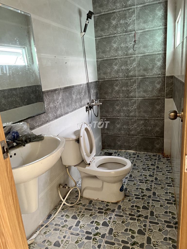 Rented house at F.13, Tân Bình. Near Etow and K300