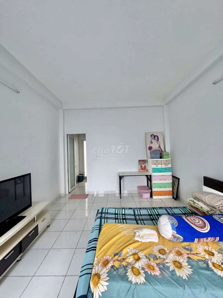 Rents 1/ Lê Văn Quới: 4 m17 meters 1 ground 1 floor, 2 bedrooms with interiors