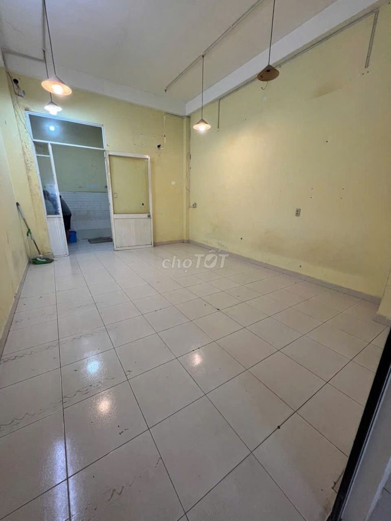 Rent a Tên Lửa (Tên Lửa area) P. Bình Trị Đông B, Q. Bt, 22 million.
