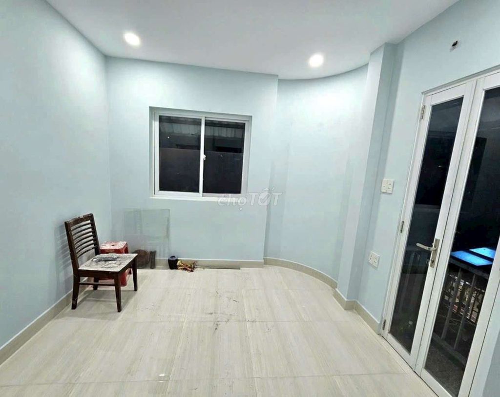 House is near a million two-story bedroom 2 with Pasteur District 3.