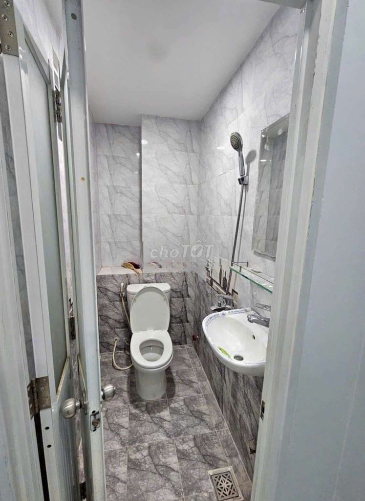 House is near a million two-story bedroom 2 with Pasteur District 3.