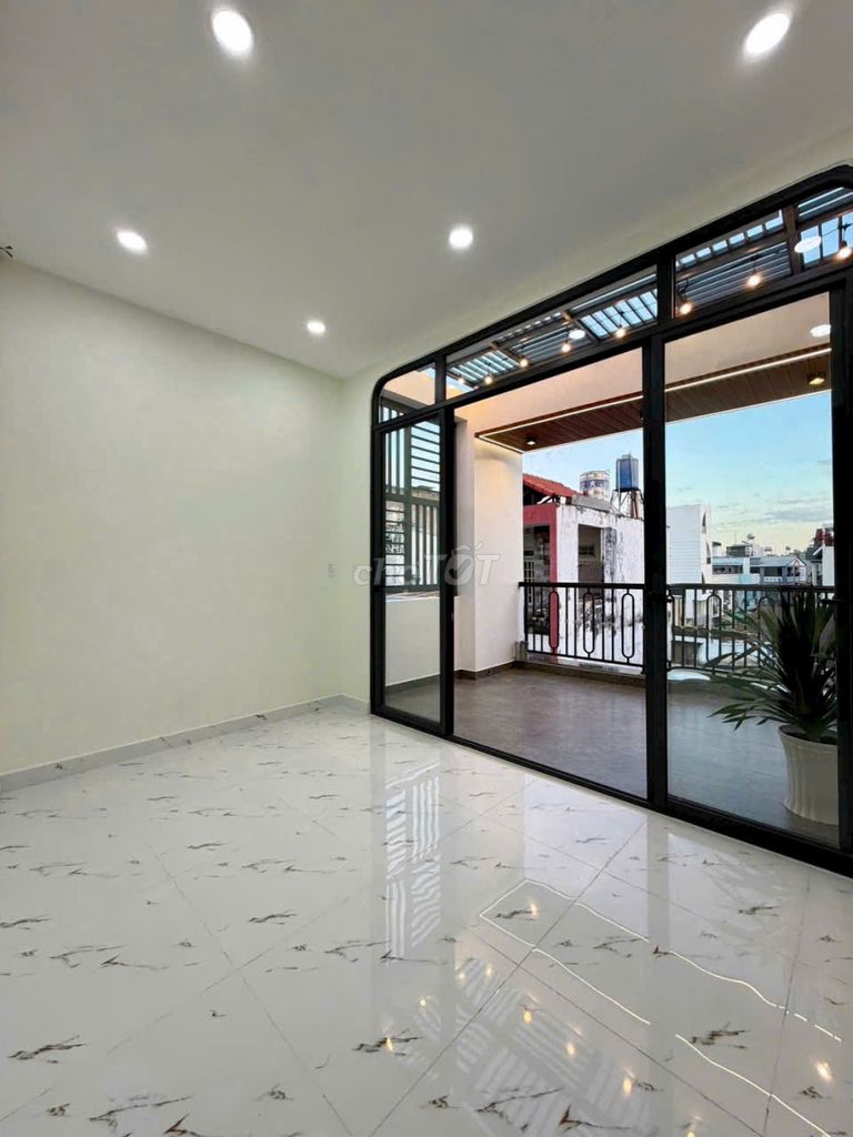 Need to rent an 80/6 A Vườn Lài P.Phú Thọ Hòa Q.Tân Phú.