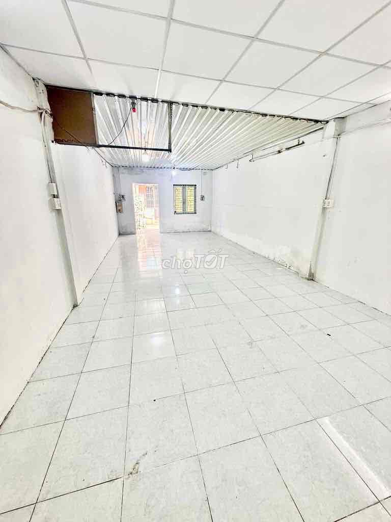 Rent house for prime f6, 8 pth 100 m2