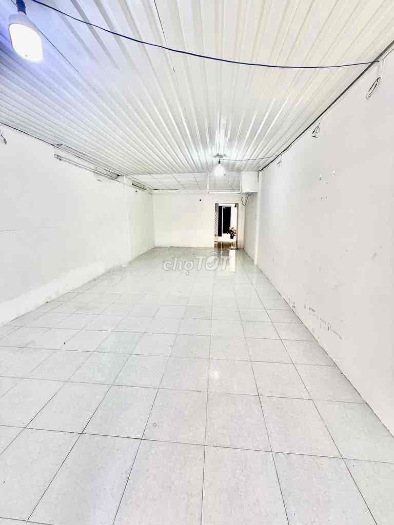 Rent house for prime f6, 8 pth 100 m2