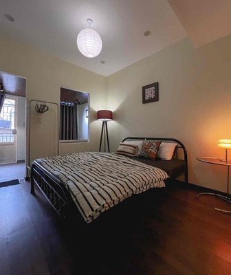 Rent the apartment a balcony bedroom - a nice kitchen cup like homes fingers in the first district.
