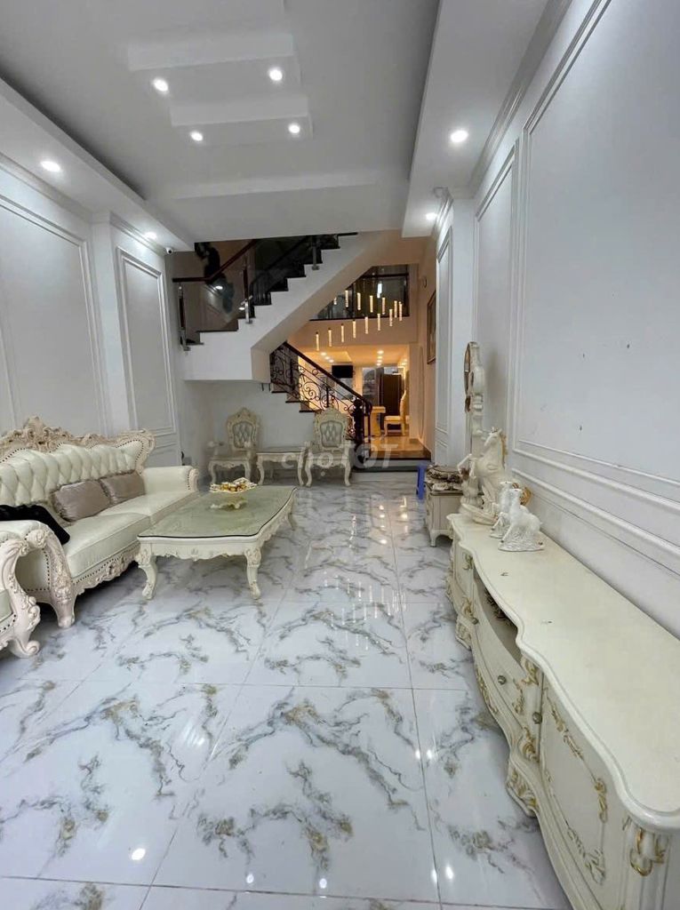 Need to rent a nice apartment to a 453-3-A Lê Văn Sỹ-7.12 district 3.
