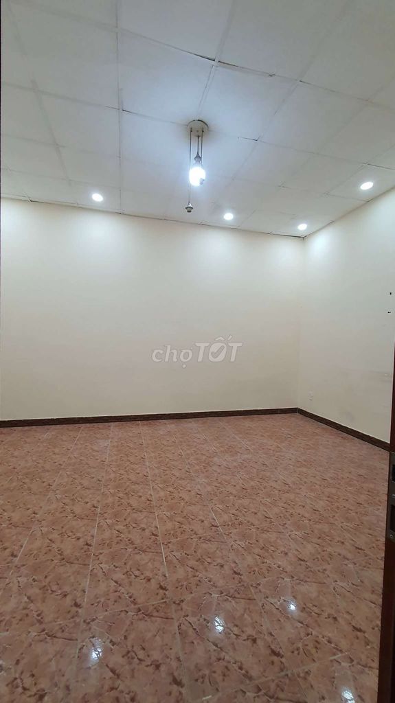 cư xá Lữ Gia alleyhouse, 1806 15, District 11, area: 5 x 12 meters floor 3 bedroom, 2 toilets