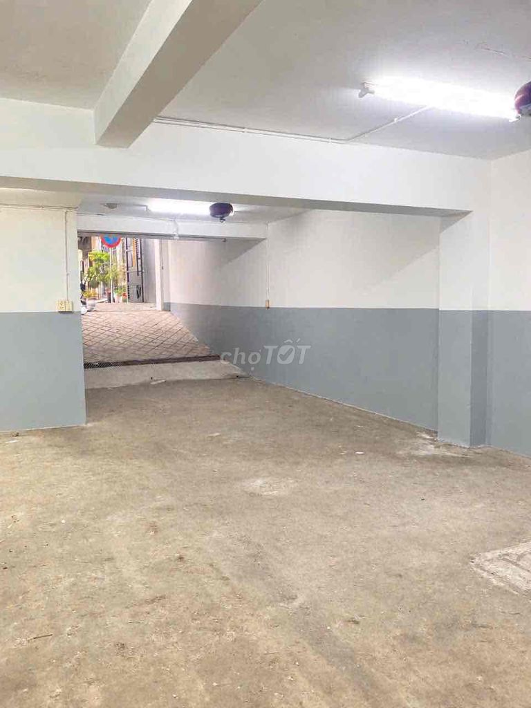Home 6 x20 meters, elevator, Hồng Hà, 1802 2, Tân Bình