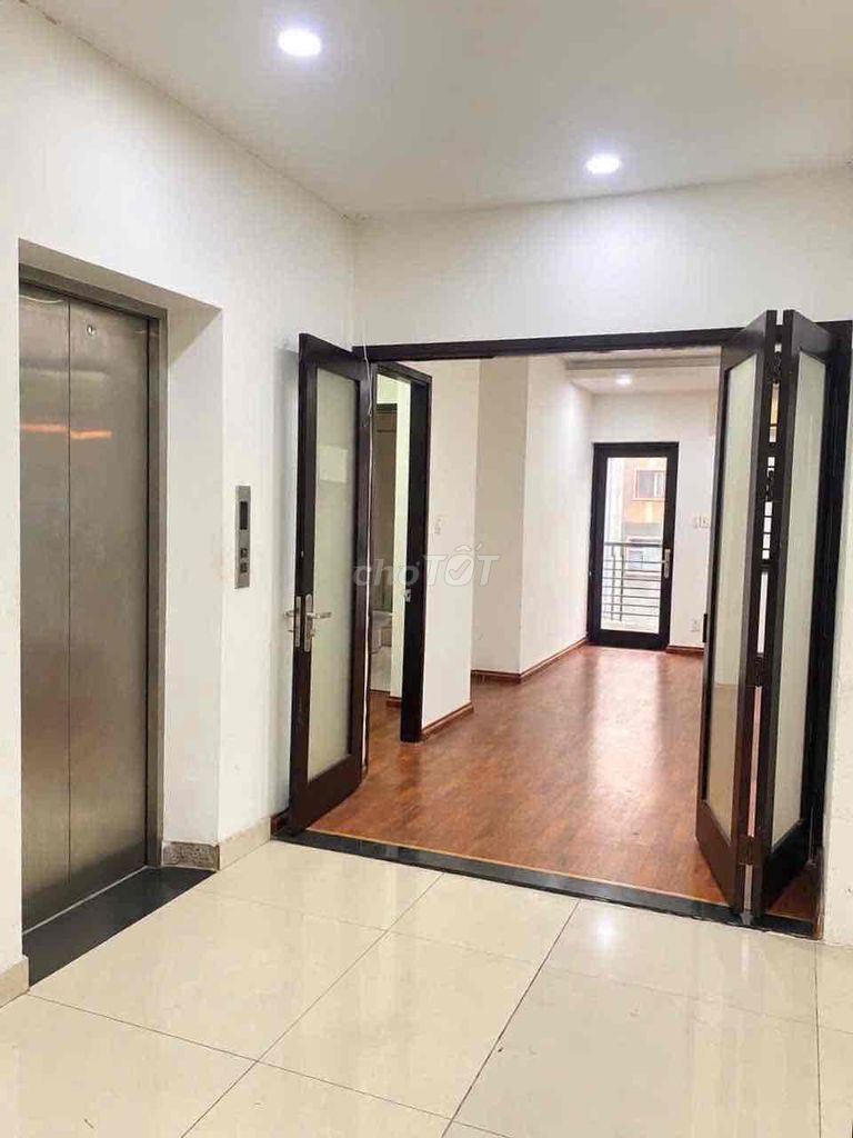 Home 6 x20 meters, elevator, Hồng Hà, 1802 2, Tân Bình
