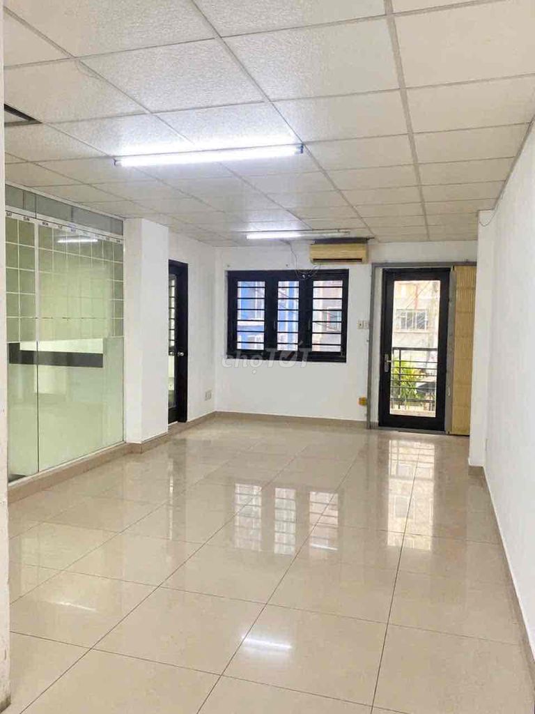 Home 6 x20 meters, elevator, Hồng Hà, 1802 2, Tân Bình