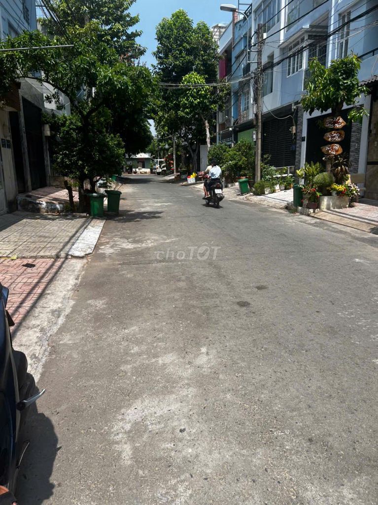 1st floor 2th floor 616c river Hiệp Bình Chánh - 3 bedroom - car, truck to place