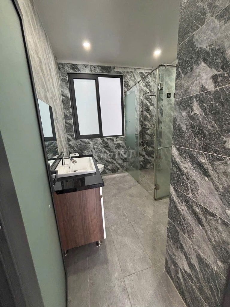 Rent the entire Gò Vấp--15 million a month.