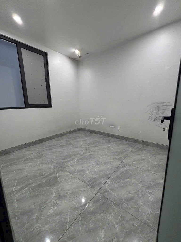 Rent the entire Gò Vấp--15 million a month.