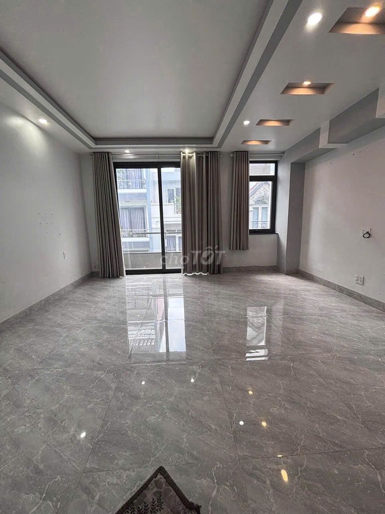 Rent the entire Gò Vấp--15 million a month.