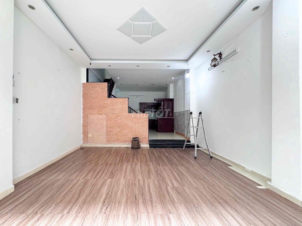 4 bedrooms, 5 x 12 meters, 191/ Hoàng Hoa Thám, 1894 13, Tân Bình, near T3 Station