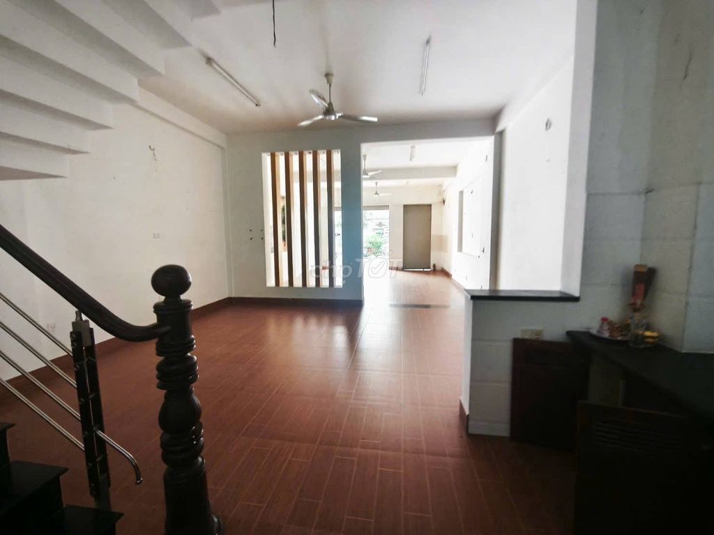 Renting 120 meters of Big C Go, three bedrooms.
