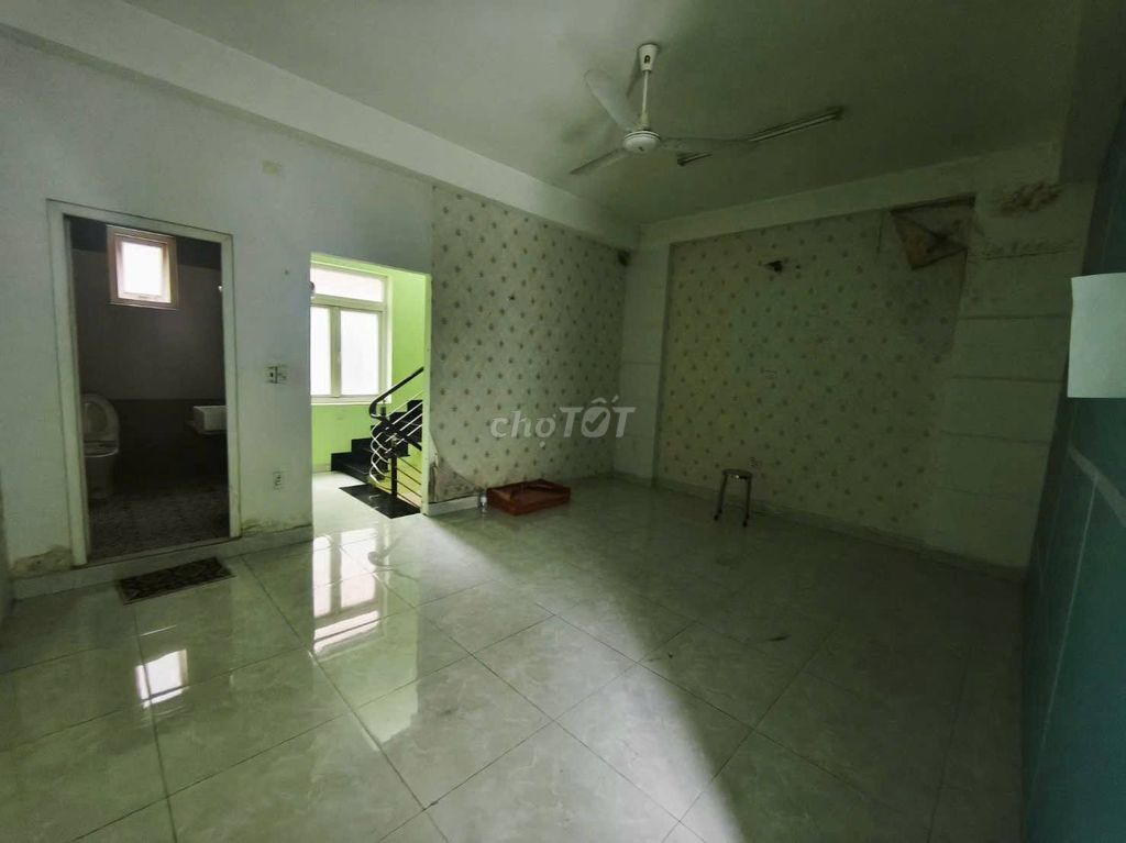 Renting 120 meters of Big C Go, three bedrooms.
