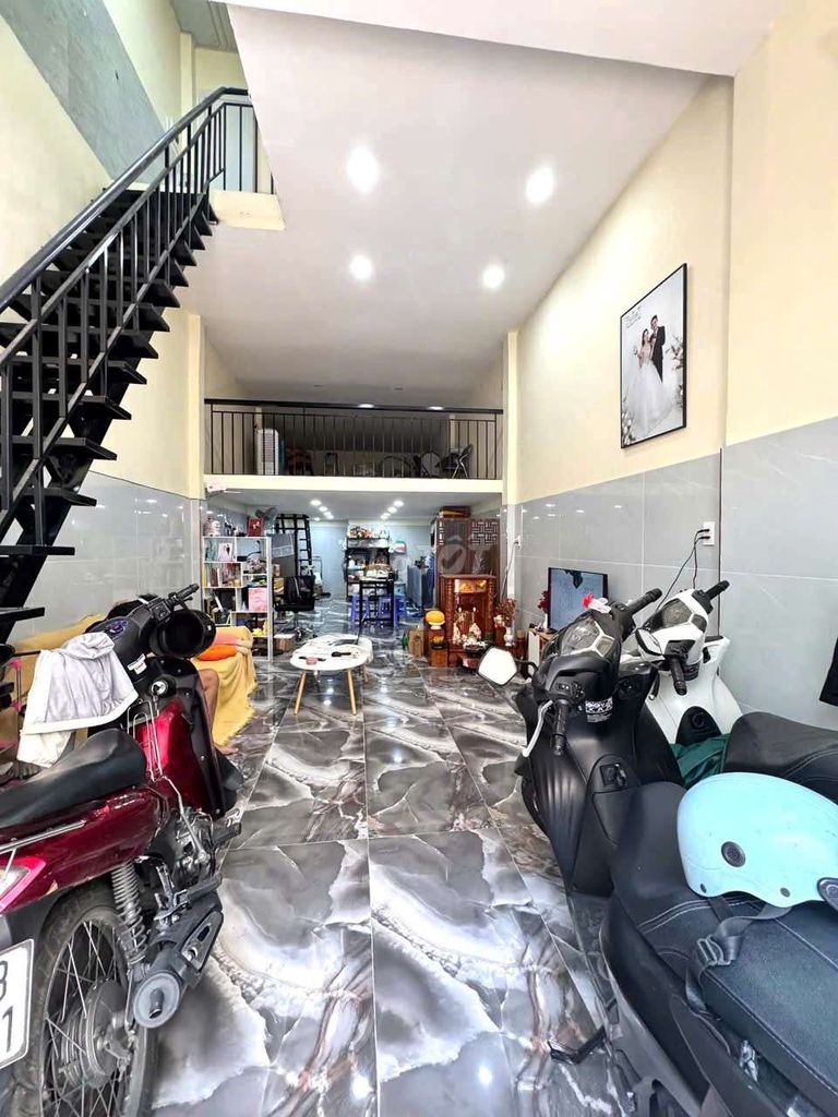 Two air conditioning on four Lê Văn Quới.9 million.