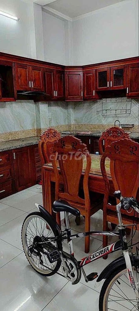 Rent Trung Mỹ Tây District 12 full interior to O 5 bedroom 5 toilets 10 million alleys