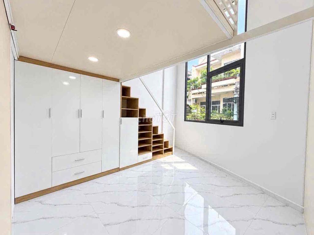 Rent the entire large road front - floating ground