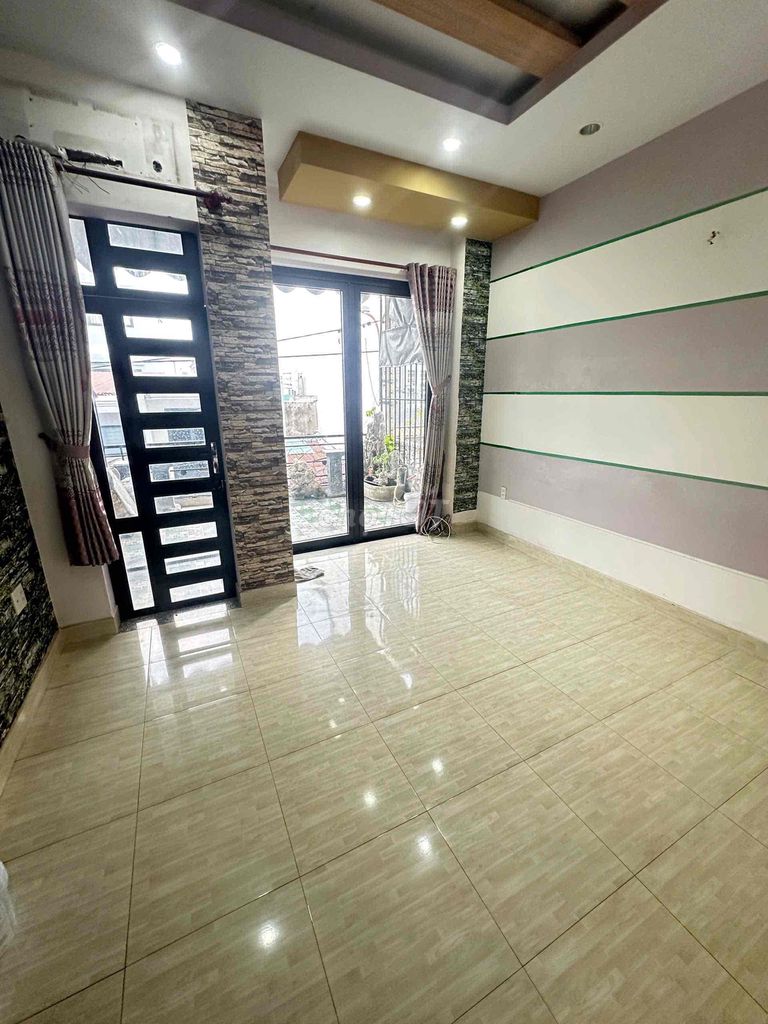 12 million flats [4 x 16] 2 upstairs (4-4 air conditioning) area.số 1– long canal