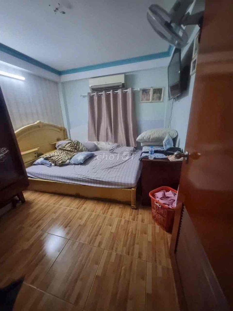Rent a Đồng Đen 3.2 x10 1. 1 st. 1st. 4th floor bedroom 4 toilets