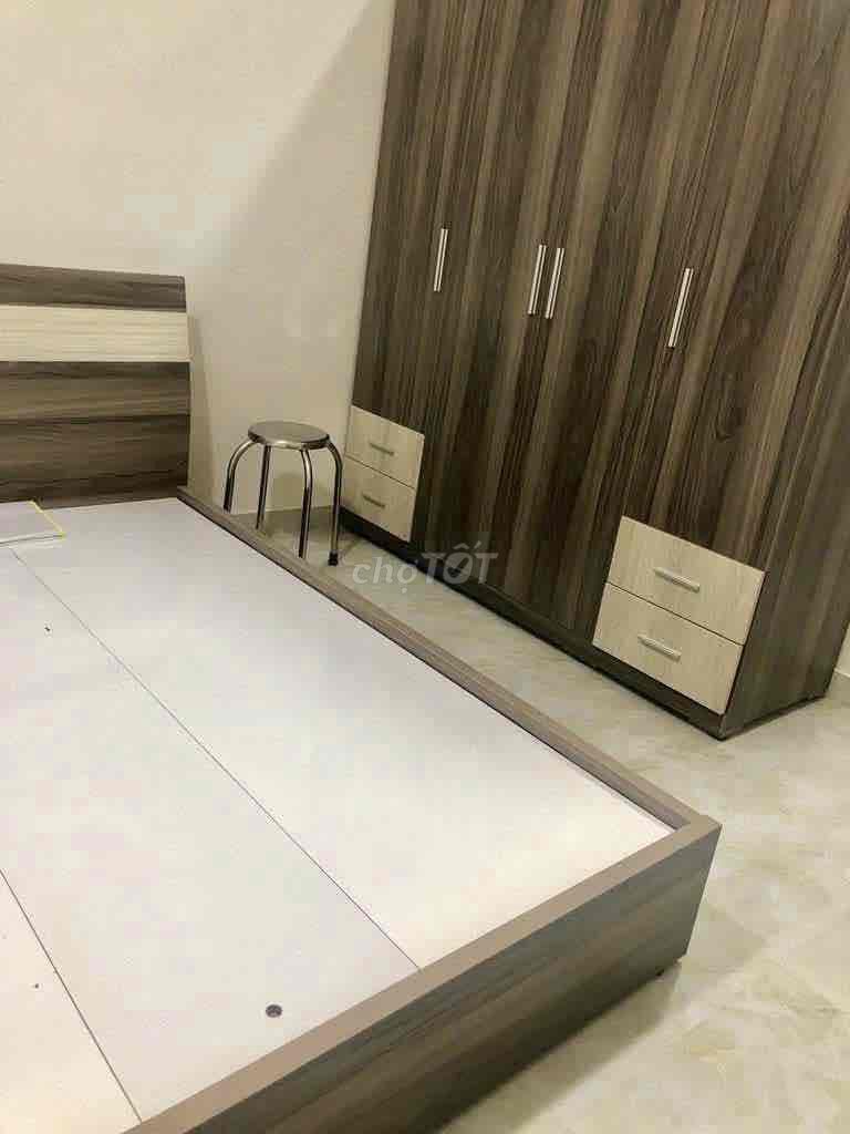 Rent a T.R.U. Carway. A Điện Biên Phủ. Hutech University.