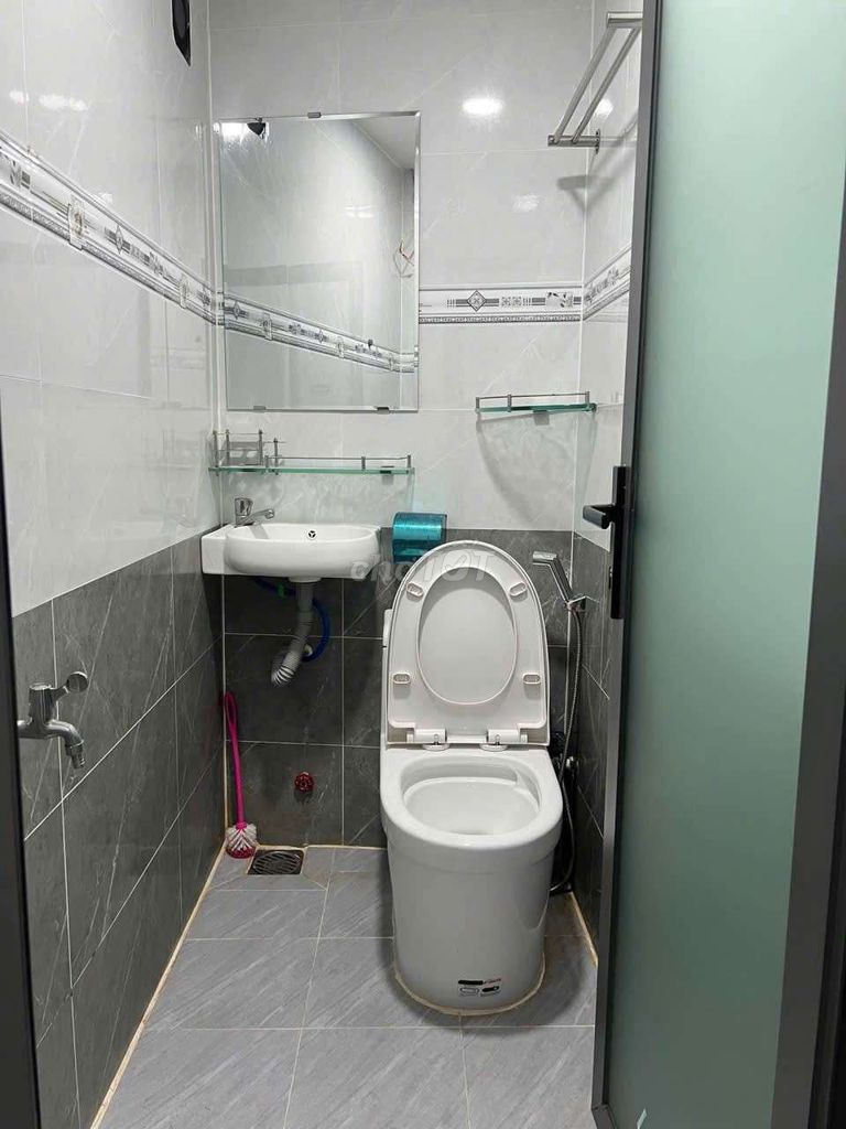 Rent the original Bế Văn Cấm Tân Quy