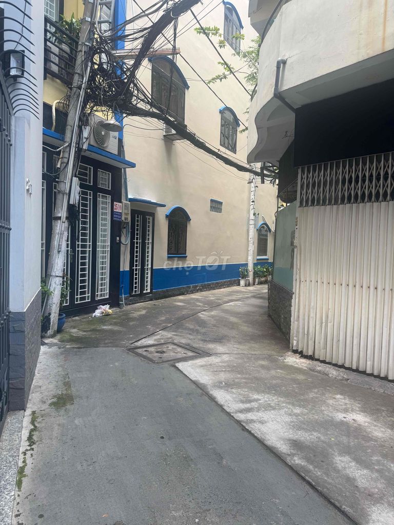 Rent on 25 Nguyễn Bỉnh Khiêm P Bến Nghé District 1.