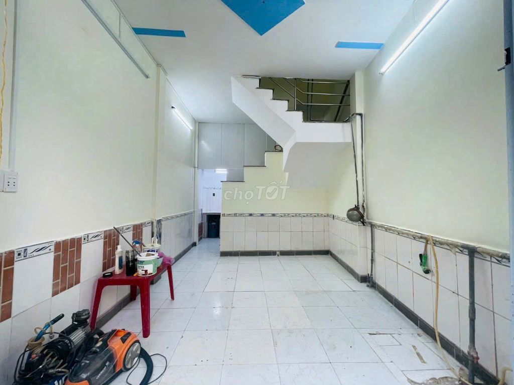 3 Mq0 3 M.Q.0.5 x8 m 1 .1 .1 .1 .1 House 2 . Bedroom