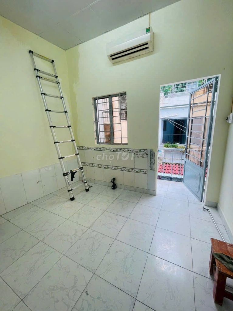 3 Mq0 3 M.Q.0.5 x8 m 1 .1 .1 .1 .1 House 2 . Bedroom