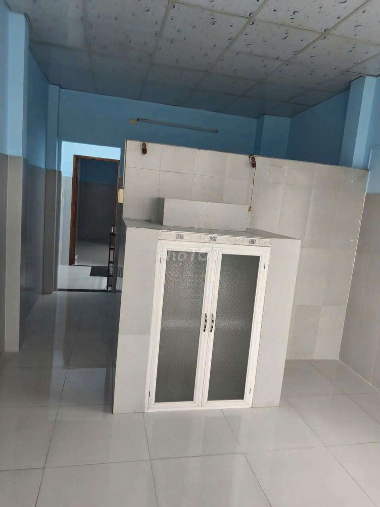 Rent the original Lê Văn Lương.
