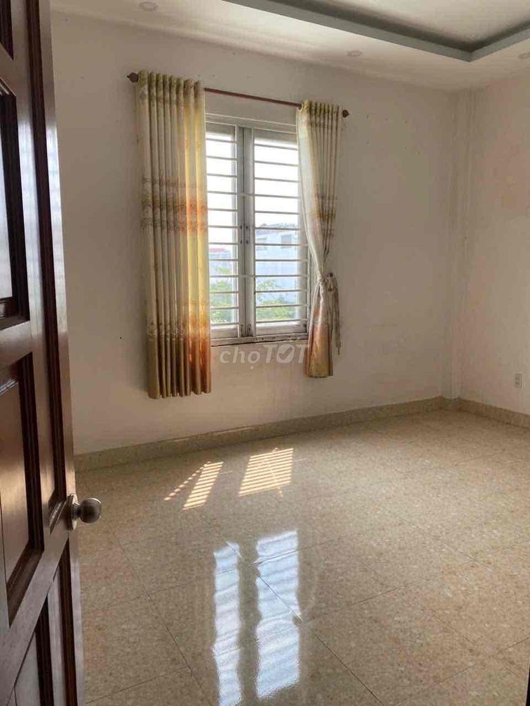 Rent for the Kadc Pingtian, 3 and a half, Price: 11 million, stay, etc.