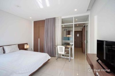 We're about to empty the apartment. A Thảo Điền kitchen room! balcony
