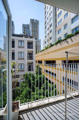 We're about to empty the apartment. A Thảo Điền kitchen room! balcony